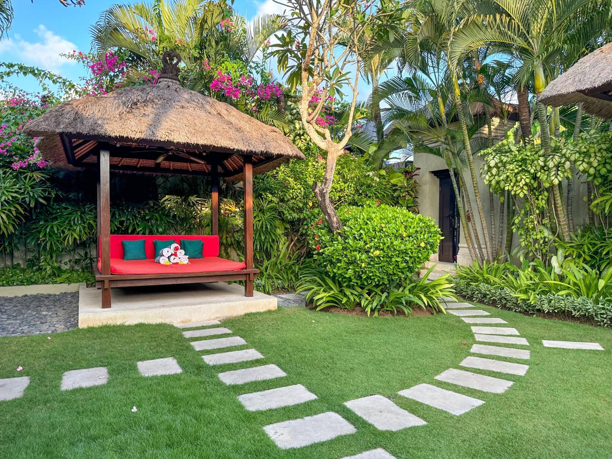 Villa Bugis Seminyak Luaran gambar