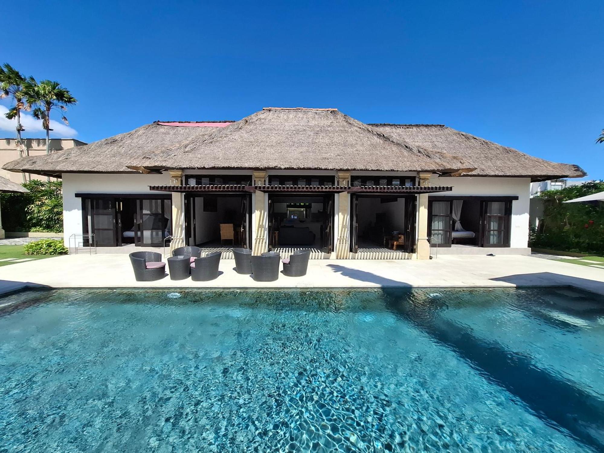 Villa Bugis Seminyak Luaran gambar